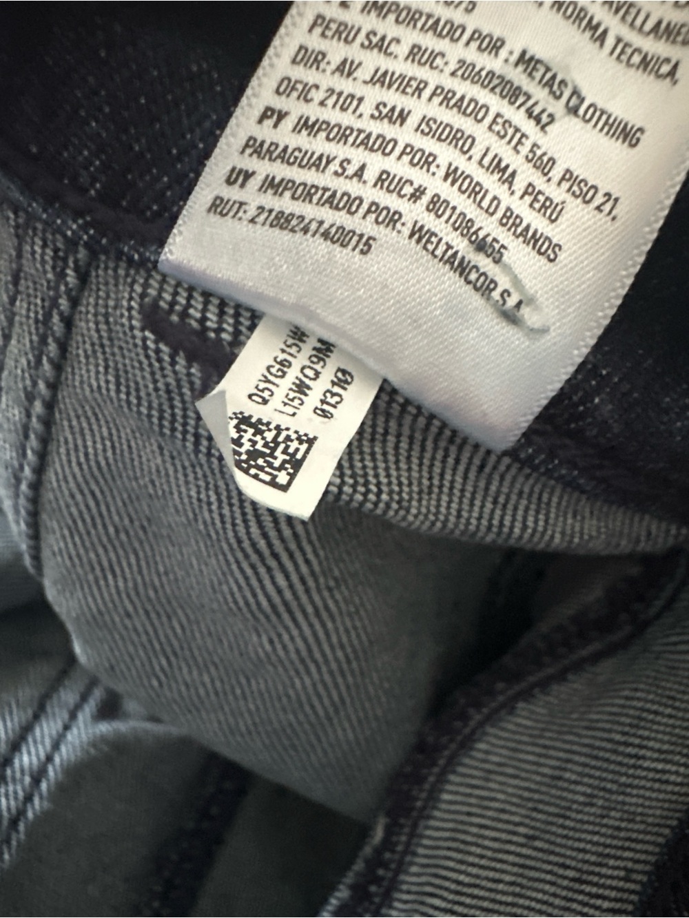 AE Super High-Waisted Baggy Wide-Leg Jean - Picture 9 of 9